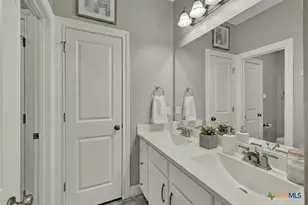 1404 Pioneer Dr, New Braunfels, TX 78132 - Photo 10