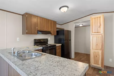 606 W Lampasas Street, Lometa, TX 76853 - Photo 8