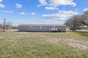606 W Lampasas St, Lometa, TX 76853 - Photo 2
