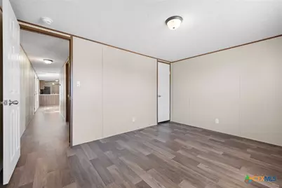 606 W Lampasas Street, Lometa, TX 76853 - Photo 24