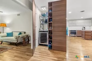 410 Downing St, Belton, TX 76513 - Photo 10