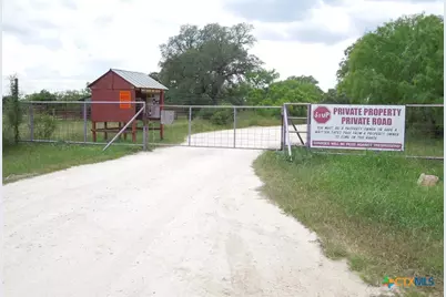 1595 Sky Ridge Road, Lampasas, TX 76550 - Photo 34