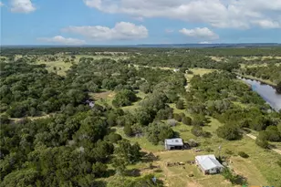 1595 Skyridge Rd, Lampasas, TX 76550 - Photo 18