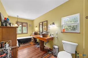 315 Riverwood Dr, Bastrop, TX 78602 - Photo 38