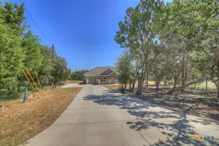 164 Willie Ct, Canyon Lake, TX 78133 - Photo 2