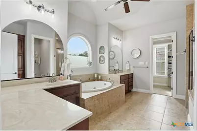 426 County Road 2801 W, Mico, TX 78056 - Photo 28