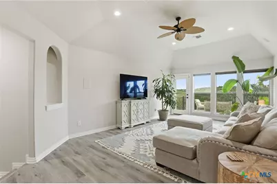 426 County Road 2801 W, Mico, TX 78056 - Photo 32