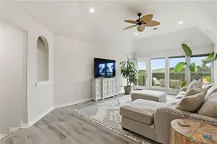 426 County Road 2801 W, Mico, TX 78056 - Photo 32