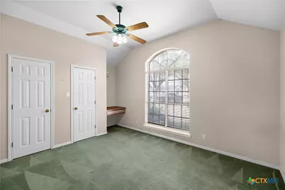 390 Park Lane, Victoria, TX 77904 - Photo 14