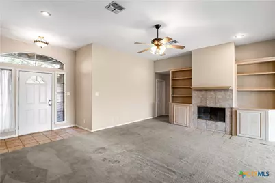 390 Park Lane, Victoria, TX 77904 - Photo 10