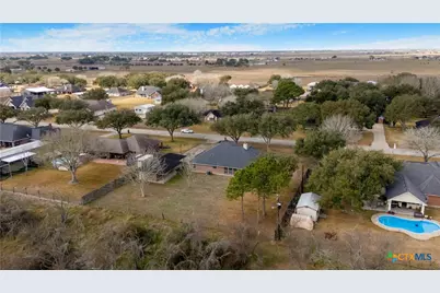 390 Park Lane, Victoria, TX 77904 - Photo 26