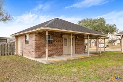 390 Park Lane, Victoria, TX 77904 - Photo 22