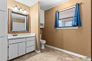 15957 Crockett Dr, Temple, TX 76502 - Photo 8