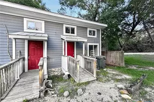 1108 W McCarty Ln, San Marcos, TX 78666 - Photo 2