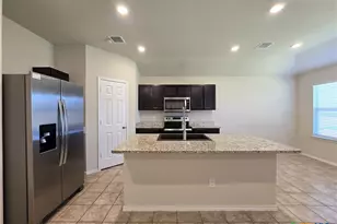 6003 Harriet Tubman Ave, Killeen, TX 76543 - Photo 4