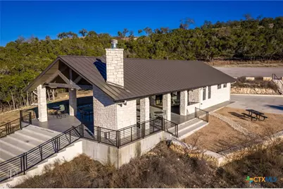 1829 Paradise Parkway, Canyon Lake, TX 78133 - Photo 10