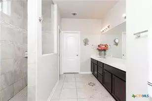 116 Salt Fork Dr, Liberty Hill, TX 78642 - Photo 10