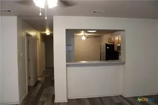 415 E 4th Ave, Belton, TX 76513 - Photo 26