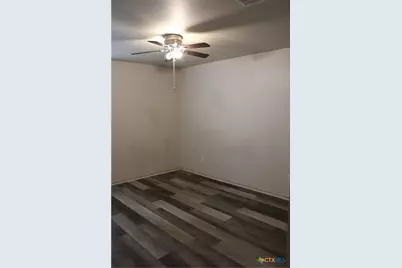 415 E 4th Avenue, Belton, TX 76513 - Photo 12