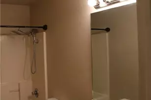 415 E 4th Ave, Belton, TX 76513 - Photo 20