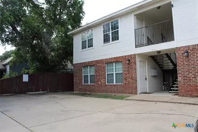 415 E 4th Avenue, Belton, TX 76513 - Photo 2