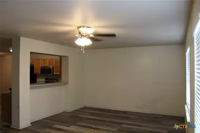 415 E 4th Avenue, Belton, TX 76513 - Photo 22