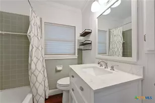 102 Rivercrest St, Luling, TX 78648 - Photo 18