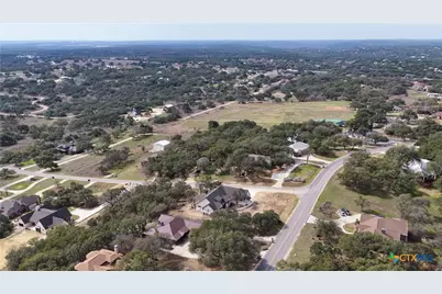 111 Ashton Oaks Drive, New Braunfels, TX 78132 - Photo 38