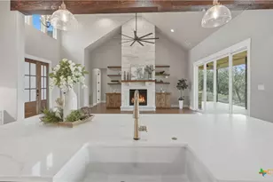 111 Ashton Oaks Dr, New Braunfels, TX 78132 - Photo 10