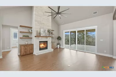 111 Ashton Oaks Drive, New Braunfels, TX 78132 - Photo 8