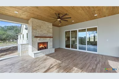 111 Ashton Oaks Drive, New Braunfels, TX 78132 - Photo 4