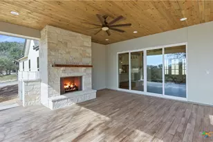 111 Ashton Oaks Dr, New Braunfels, TX 78132 - Photo 4