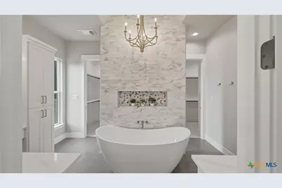 111 Ashton Oaks Drive, New Braunfels, TX 78132 - Photo 18