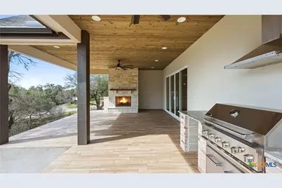 111 Ashton Oaks Drive, New Braunfels, TX 78132 - Photo 2