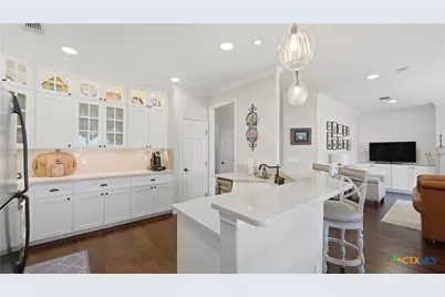 524 Jo Lynn Lane, New Braunfels, TX 78130 - Photo 14