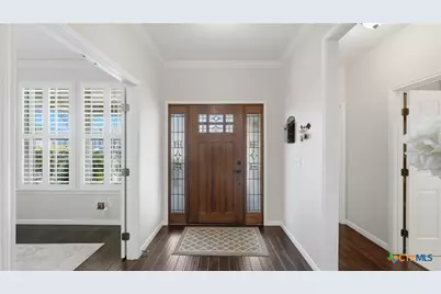 524 Jo Lynn Lane, New Braunfels, TX 78130 - Photo 4