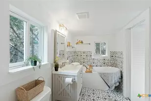 1219 Songbird Dr, Canyon Lake, TX 78133 - Photo 14