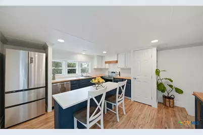 1219 Songbird Drive, Canyon Lake, TX 78133 - Photo 8