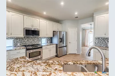 125 Sweet Gum, Kyle, TX 78640 - Photo 2