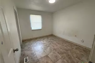 301 E Fern, Seadrift, TX 77983 - Photo 6