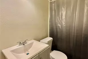 1428 E Ave E, Temple, TX 76501 - Photo 10