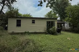 1428 E Ave E, Temple, TX 76501 - Photo 16