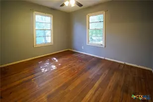 1005 E Polk Ave, Victoria, TX 77901 - Photo 6