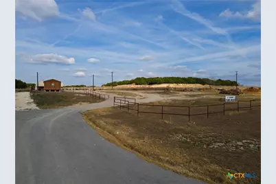 774 N Highway 183, Lampasas, TX 76550 - Photo 2