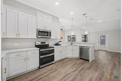 604 Magnolia Drive, Troy, TX 76579 - Photo 2