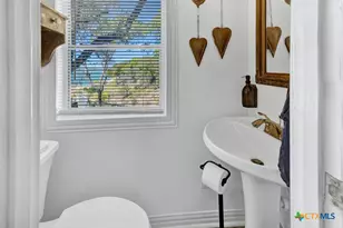 901 Glenn Dr, Canyon Lake, TX 78133 - Photo 12