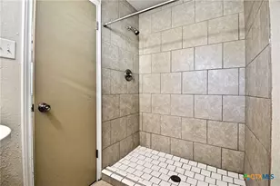 527 Buttercup, New Braunfels, TX 78130 - Photo 20