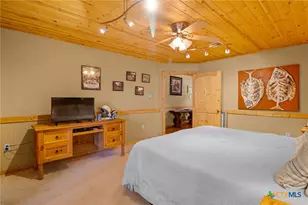 1465 Co Rd 401, Edna, TX 77957 - Photo 26