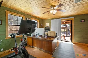 1465 Co Rd 401, Edna, TX 77957 - Photo 20