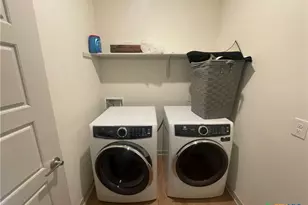 308 Millbrook Blvd, San Marcos, TX 78666 - Photo 12